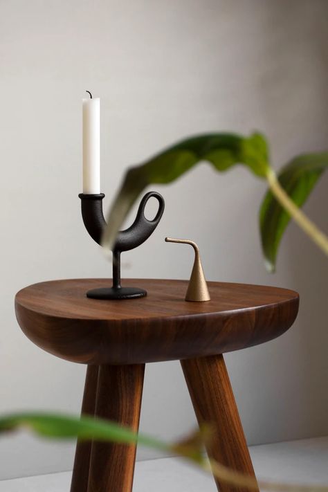 Ildhane is a candle stick in cast iron designed by the Norwegian design studio Anderssen & Voll. The very first object of the Nedre Foss Collection: It has an expressive shape that resembles a bird with a handsome tail. ‘Ild’ is Norwegian for fire and ‘hane’ translates to rooster. Ildhane is casted in solid GGG50 i Norwegian Design, Candle Snuffer, Ferm Living, Scandinavian Home, Everyday Objects, Modern Coffee Tables, Danish Design, Taper Candle, Modern Lighting