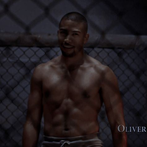 Marcel The Originals, Marcel Gerard, Charles Michael Davis, Vampire Diaries Guys, Men Kissing, Cute Black Guys, Bad Blood, Vampire Diaries The Originals