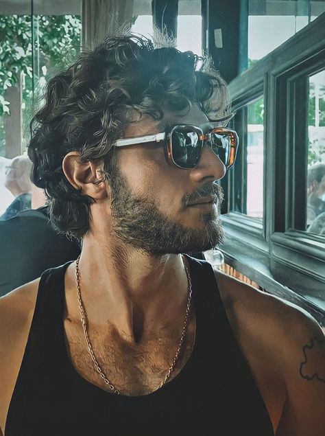 Curly Hair Men Short, Short Curly Hair Men, Medium Curly Hairstyles, Medium Hairstyles For Men, Curly Hairstyles For Men, Long Curly Hair Men, Mens Hairstyles Curly, Men's Curly Hairstyles, Mens Haircuts Short Hair