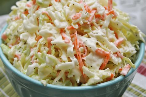 Copycat KFC Coleslaw Cole Slaw Kfc, Culvers Coleslaw Recipe, Kfc Coleslaw Recipe Copycat, The Best Coleslaw Recipe, Creamy Coleslaw Recipe, Copycat Kfc Coleslaw, Traditional Coleslaw Recipe, Kfc Coleslaw Recipe, Best Coleslaw Recipe