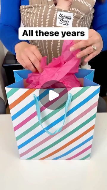 Liz & Jeff on Instagram: "Ties can be used to close gift bags #gift #birthday #partyideas #presents" Christmas Gift Wrapping Diy, Gift Wrapping Tutorial, Box Wrap, Gift Hacks, Gift Wrapping Techniques, Creative Gift Wraps, Gift Bags Diy, Gift Wrapping Inspiration, Birthday Bag