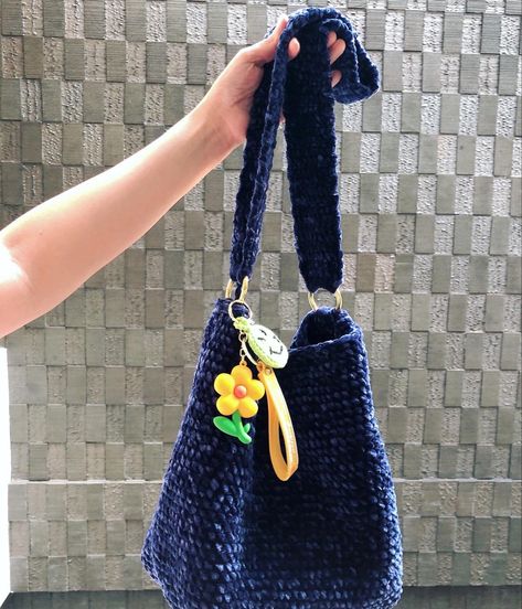 Done✅ my new bag velvet crochet Velvet Yarn Crochet Bag, Velvet Crochet Ideas, Velvet Crochet Bag, Crochet Queen, Velvet Crochet, Yarn Bag, Crochet Inspo, Crochet Stuff, Diy Crochet Projects