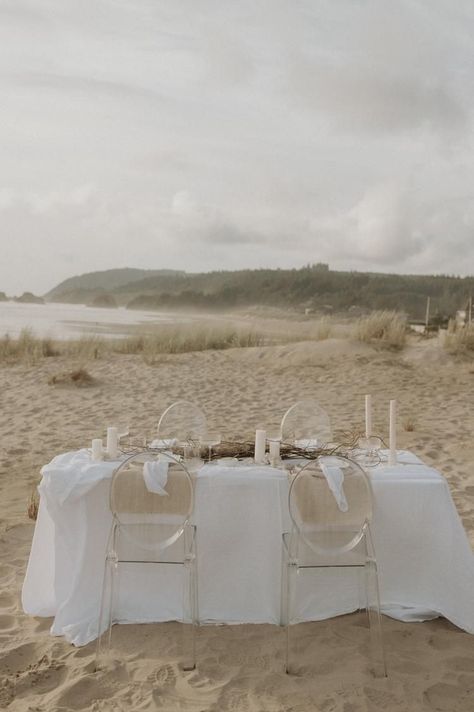 Luxury Beach Wedding Aesthetic in Oregon | Wedding Detail Ideas | Oregon Photographer. Experience the magic of elopement in its most luxurious form. Sweep your loved one off their feet with an elegant escape to Cannon Beach. Discover luxury beach wedding venues, small luxury beach wedding, beach wedding reception luxury and beach elopement ceremony decor. Book Brooke for your romantic elopement day in Oregon at brookenalani.com. Beach Elopement Decor, Small Wedding On The Beach, Beach Wedding Palette, Beach Elopement Ceremony, Outdoor Beach Wedding, Beach Wedding Reception, Boho Beach Wedding, Wedding Venues Beach, Wedding Beach Ceremony