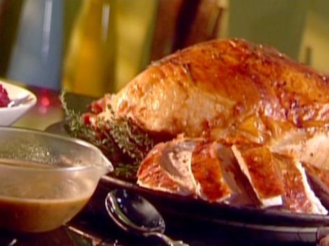 Cheesecloth Turkey, Turkey Breast With Gravy, Herb Roasted Turkey Breast, Perfect Roast Turkey, Brined Turkey, Thanksgiving Mains, Herb Roasted Turkey, Turkey Gravy Recipe, Turkey Leftovers