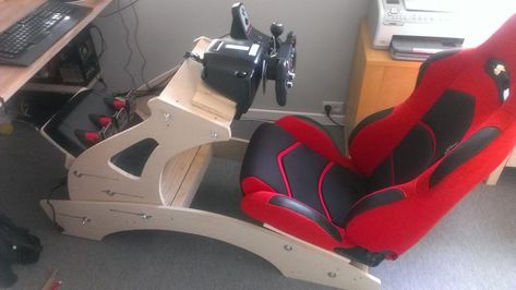 DIY Playseat – racingrig | Thomas Vallentin Johansen Diy Gaming Chair, Pinball Diy, Racing Setup, Racing Cockpit, Mario Room, Gamer Chair, Racing Chair, Car Furniture, Video Game Room Design