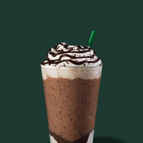 Chocolate Cookie Crumble Crème Frappuccino®: Starbucks Coffee Company Starbucks Chocolate Chip Cookies, Chocolate Frappuccino Recipe, Chocolate Cookie Crumble, Oreo Frappuccino, Order At Starbucks, Mocha Shake, Starbucks Cookies, Starbucks Chocolate, Frappuccino Starbucks