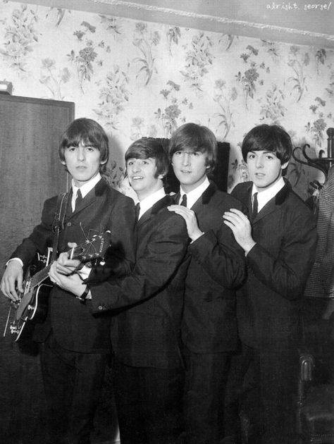 The Beatles Beatles Facts, Richard Starkey, Beatles Love, Beatles Photos, Beatles Pictures, Beatles Fans, Beatles John, Breaking In, The Fab Four