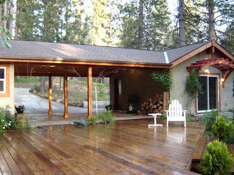 deck off of a carport - Google Search Carport Addition To House, Open Carport Attached To House, Carport Ideas Attached To House, House With Carport, Carport Addition, Car Ports, Carport Patio, Carport Plans, Carport Sheds