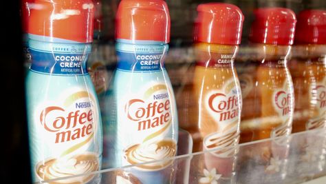 Best Coffee Creamer, Healthy Coffee Creamer, Superfood Coffee, Nestle Coffee, Coconut Creamer, Flavored Coffee Creamer, Coffee Mate, Coconut Coffee, Healthy Coffee