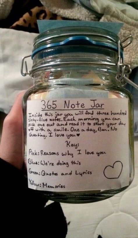 365 Note Jar, Diy Valentine Gifts For Boyfriend, Gifts For Boyfriends, Diy Gifts For Girlfriend, When Your Best Friend, George W Bush, Boyfriend Diy, Valentines Gifts For Boyfriend, Diy Gifts For Boyfriend