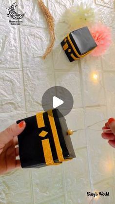 Ramadan Craft, Eid Crafts, Shorts Diy, Ramadan Crafts, Eid Decoration, Ramadan Decorations, Allah Islam, Mecca, Double Tap