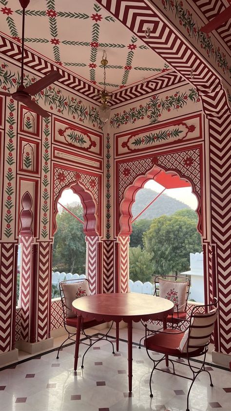 Jaipur Style Interior, Rajasthan Interior Design, Milan Interiors, Tented Room, Royal Balcony, Heritage Restaurant, Alcove Bed, Columns (home), Indian Room