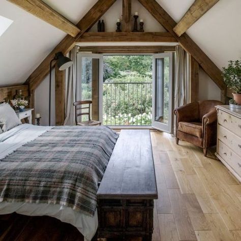 Loft Conversion Bedroom, Attic Ideas, Barn Loft, Attic Bedroom Designs, Jockey Club, Attic Bedrooms, Attic Renovation, Attic Remodel, Loft Room