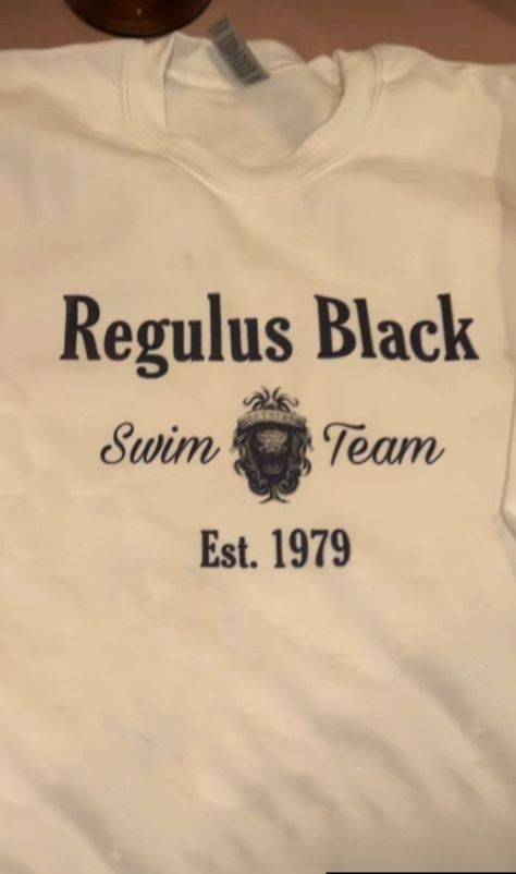 Marauders T Shirt, Regulus Black Clothes, Regulus Black Aesthetic Outfits, Marauders Clothes, Regulus Black Outfit, Marauders Merch, Marauders Era Outfits, Marauders Outfits, Regulus Acturus Black