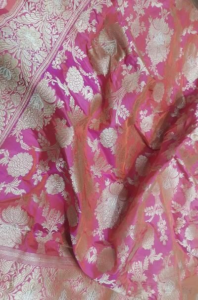 Pink Banarasi Saree, Bridal Anklet, Wedding Outfits For Women, Easy Dress Sewing Patterns, Banarsi Saree, Saree Draping, Indian Bride Outfits, Anarkali Dress Pattern, Silk Saree Banarasi