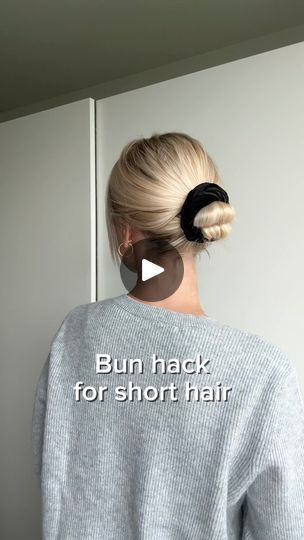 59K views · 3.6K reactions | Hair bun hack using scrunchie „Cassie“ 🖤

#hairhack #hairstyle #shorthairhack #shorthair #shorthairhairstyles #shorthairdo #hairdo #bun #hairbun #bunhack #scrunchiehack #scrunchiehairstyles #kurzehaare #shorthairideas | Your favorite accessorie ♡ scrunchies, hairstyles & more Scrunchie Bun, Scrunchies Hairstyles, Bun Hack, Short Hair Hacks, 50k Views, Short Hairdos, Hair Bun, Hair Today, Scrunchie Hairstyles