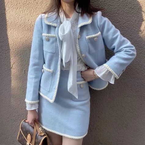 Color Outfit Ideas, Tweed Outfits, Channel Outfits, Tweed Fashion, Chanel Outfit, Fotografi Vintage, Outfit Ideas For Women, Korean Girl Fashion, Girly Fashion