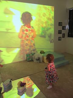 Abordagem Reggio Emilia, Reggio Emilia Preschool, Reggio Children, Atelier Ideas, Office Technology, Reggio Emilia Classroom, Reggio Emilia Approach, Reggio Emilia Inspired, Early Childhood Activities