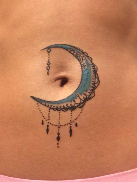 Bohemian moon belly button tattoo. Done by Aaron Favaloro at Skin Graphix. Moon Belly Tattoo, Around Belly Button Tattoo, Under Belly Button Tattoo, Navel Tattoos For Women, Belly Button Tattoos For Women, Belly Tattoo Ideas, Amber Tattoo, Blue Moon Tattoo, Belly Button Tattoos