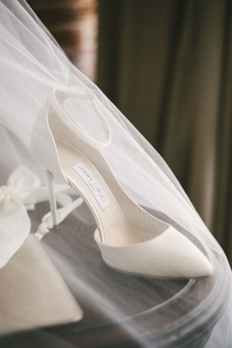 Wedding Shoe Aesthetic, Heals For Wedding Bridal Shoes, Wedding Shoes Classy, Minimal Wedding Shoes, Wedding Shoes Old Money, Luxury Bridal Shoes, Wedding Shoes Satin, Classic Wedding Heels, Jimmy Choo Wedding Shoes Brides