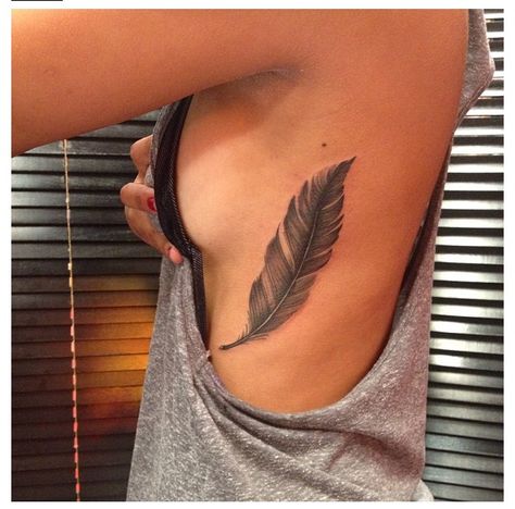 I'm guessing she's ticklish. Feather Tat, Tattoo Feather, Feather Tattoo Design, Diy Outfits, Side Tattoos, Feather Tattoo, Tattoo Me, 1 Tattoo, Feather Tattoos