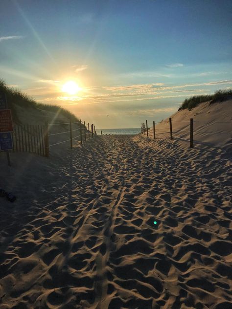 Sunset, background, mayflower, beach, cape cod, golden hour, beauty, beautiful, sun, sunrise, sand, ocean, Massachusetts Mayflower Beach Cape Cod, Grown Ups Aesthetic, Cassie Core, Trip Vision Board, Cod Aesthetic, Massachusetts Aesthetic, Cape Cod Aesthetic, Brindleton Bay, Cape Cod Beach