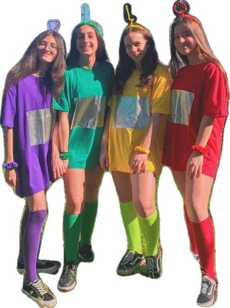 We dressed as the Teletubbies for halloween ✌🏻😗 Indie Movie Costumes, Diy Teletubbies Costume, Telly Tubbies Costume, Halloween Costumes Teletubbies, Teletubbies Halloween Costume, Teletubby Costume, The Teletubbies, Sports Day Outfit, Superhero Halloween Costumes