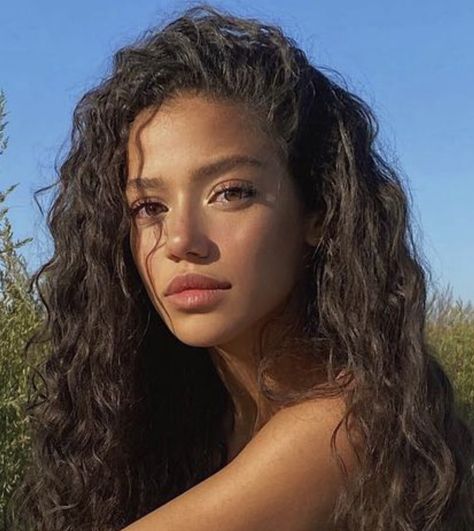 Female Face Claims Curly Hair, Portuguese Faceclaim, Mixed Woman Aesthetic, Face Claims Mexican, Mixed Girl Faceclaims, Mixed Woman Beautiful, Hawaiian Face Claim, Dina Denoire Aesthetic, Yrene Westfall