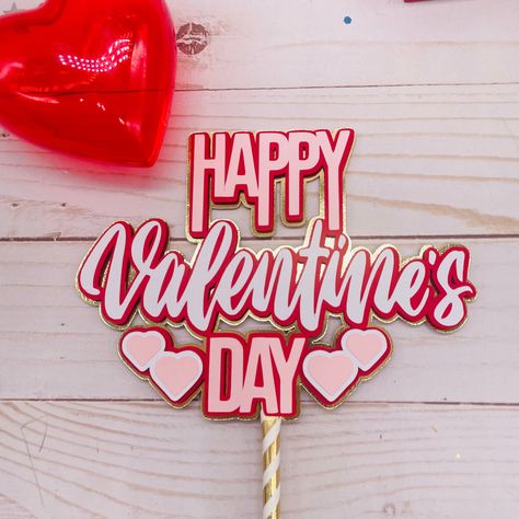 Valentines Cake Topper, Valentines Day Cake Topper, Valentine Topper, Valentines Toppers, Valintines Day, Cake Topper Ideas, Diy Cake Topper, Heart Party, Valentines Day Cakes