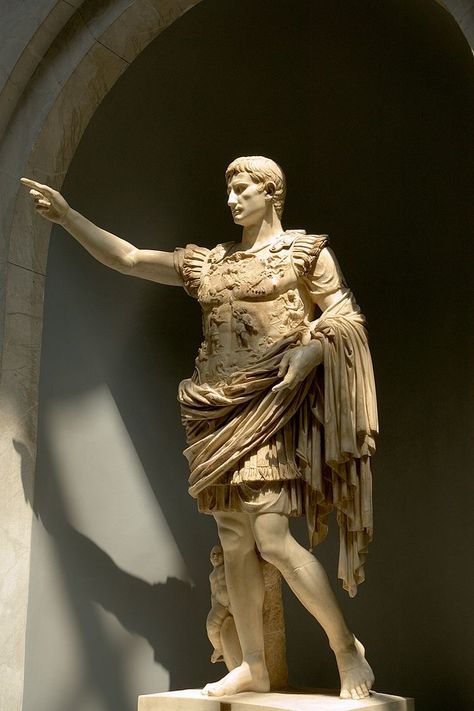 Augustus Statue, Ancient Rome Aesthetic, Roman Kings, Imperiul Roman, Roman Statue, Classic Sculpture, Roman Sculpture, Ancient Sculpture, Roman History