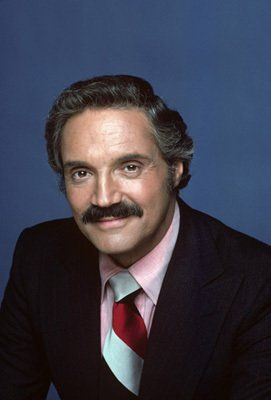 Pictures & Photos from Barney Miller - IMDb Barney Miller, 70s Tv Shows, The Hollywood Bowl, The Muppet Show, Famous Faces, Tv Stars, Old Hollywood, Comedians, Movie Stars