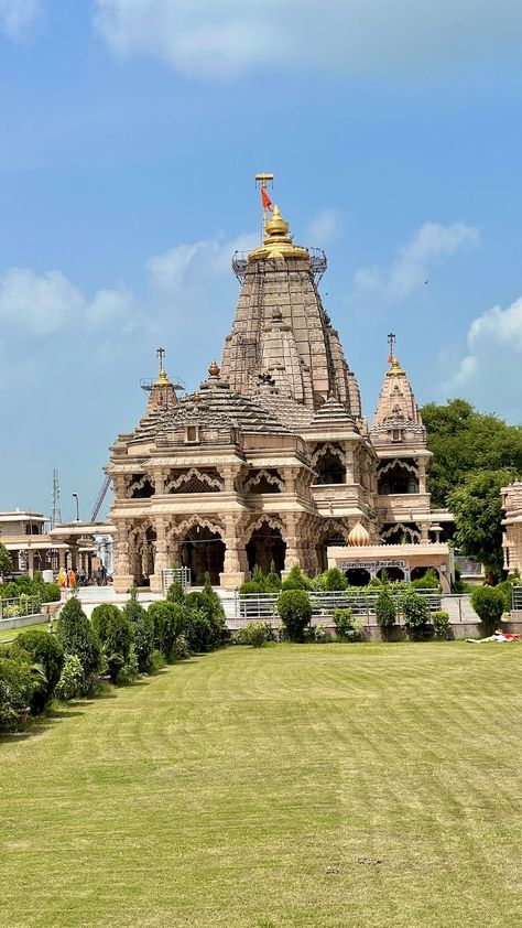 Sanwariya Seth Temple, Sawariya Seth Temple, Sawariya Seth Hd Image, Dark Krishna, Chittorgarh Fort, Mahakal Pic Ujjain, Instagram Ios, Flag Images, Baba Ramdev