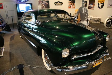 1949 Mercury, Car Paint Colors, Mercury Cars, Chevy Bel Air, Custom Paint Jobs, Car Colors, Green Paint, Cute Cars, Collector Cars