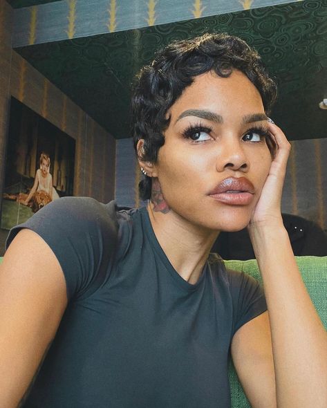 Natural Hair Short Cuts, Short Hair Black, Short Hair Pixie Cuts, Teyana Taylor, Short Sassy Hair, Sassy Hair, Relaxed Hair, Short Natural Hair Styles, Human Hair Wig