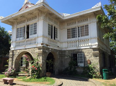 An Iloilo City Mansion Philippines Architecture, Filipino Houses, Filipino Vintage, Houses Background, Bataan Philippines, Ancestral House, Vintage Philippines, Philippine Architecture, Filipino House