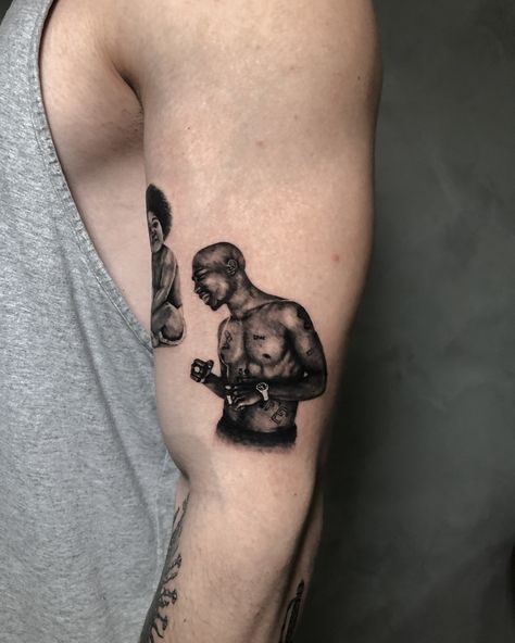 2pac Tattoos, Tupac Tattoo, Breaking Bad Tattoo, Black Men Tattoos, 90s Tattoos, Taboo Tattoo, Grunge Tattoo, Graffiti Tattoo, Warrior Tattoos