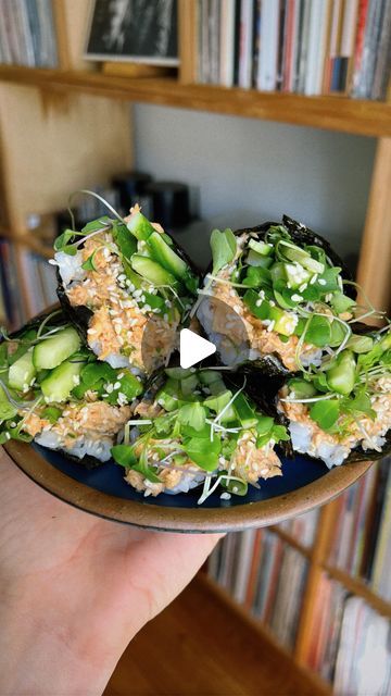 Carina Wolff on Instagram: "spicy tuna hand rolls using canned tuna!!! with avocado, cucumber, and micro greens.  hand rolls, also known as Temaki Sushi, are a Japanese dish made of nori sheets (seaweed), rice, and filling that are rolled into a cone shape!   usually a spicy tuna hand roll would be made with raw fish, but using canned tuna is a great budget-friendly and accessible way to make hand rolls, and I think they are a perfect way to make canned tuna taste so good!   RECIPE (makes 8-10 hand rolls) 2 (5oz) cans of tuna (I used albacore) 3 tbsp mayo (I like @chosenfoods avocado oil mayo) 1 1/2 tbsp sriracha (I like @yellowbirdsauce) 2 stalks green onion, chopped Between 1-1/2 cups cooked rice (about 3/4 cups uncooked) 1 tbsp rice vinegar 4-5 nori sheets/seaweed wraps 1 avocado, slice Spicy Tuna Hand Roll, Tuna Hand Roll, Tuna With Avocado, Seaweed Wraps, Cooked Sushi, Temaki Sushi, Seaweed Rice, Nori Sheets, Seaweed Wrap