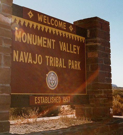 Monument Valley Navajo National Monument, Sheboygan Wisconsin, Utah Vacation, Camelback Mountain, State Of Arizona, Holiday Places, Lake Powell, Arizona Travel, Scenic Byway