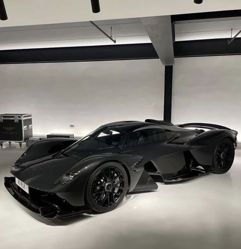 Aston Martin Valkyrie, Tmax Yamaha, 600 Followers, Fast Sports Cars, Street Racing Cars, Super Luxury Cars, Fancy Cars, Pretty Cars, Expensive Cars