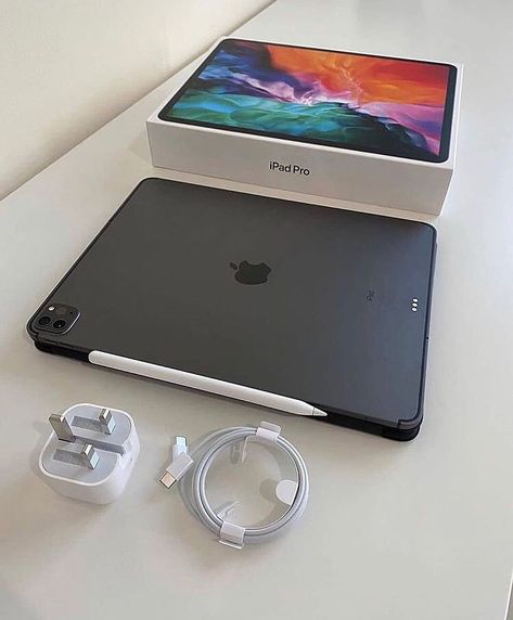 Techthesis on Instagram: “Unboxed! Can you name the mode of this iPad ❓ Comment below your thoughts on this👇 . Tag your Friends! 💯 . Credits: @emkwan . Follow us for…” Unboxing Airpods, Ipad Pro 2020, Apple Macintosh, Electronic Appliances, Apple Technology, New Ipad Pro, Gamer Room, Manifesting Money, Apple Mac