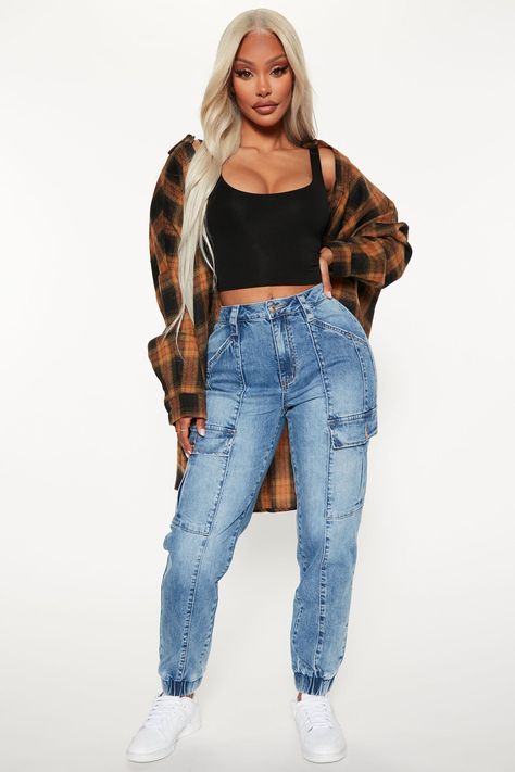 Denim Cargo Joggers Outfits Women, Denim Cargo Joggers Outfit, Denim Jogger Outfits Women, Denim Joggers Outfit, Cargo Joggers Outfits, Joggers Outfit Women, Fashion Island, Denim Jogger Pants, Hot Summer Outfits