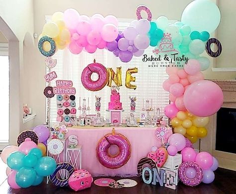 Up Birthday Party Ideas, Donut Grow Up Birthday Party, Donut Grow Up Party, Up Birthday Party, Grown Up Parties, Wedding Donuts, Birthday Donuts, Donut Decorations, Donut Birthday Parties