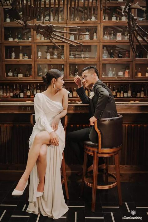 Asian Pre Wedding Photoshoot, Saree Engagement Photoshoot, Mafia Style Wedding Photos, Bar Prewedding, Old Hollywood Couples Photoshoot, Couples Bar Photoshoot, Chinese Engagement Photos, Bar Couple Photoshoot, Art Deco Wedding Photography