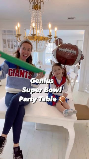 Shannon Doherty on Instagram: "The ONLY way to Host a Super Bowl Party this year!!! 🏈 SUPER BOWL STADIUM TABLE!! This is such a fun idea and comes out so cute! Perfect for all your Sunday Football parties this year!! FOLLOW me @athomewith.shannon for all my favorite Super Simple ideas!! SAVE THIS for your SUPER BOWL Party and Share with everyone!! #superbowl #superbowlparty #footballparty #footballdecor #superbowlsunday #momhack #momsofinstagram" Chive And Onion Cream Cheese, Super Bowl Stadium, Diy Super Bowl, Shannon Doherty, Give Flowers, Super Bowl Decorations, Halloween Stem, Football Parties, Stem Experiments