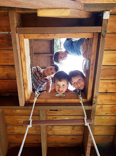 This California family has turned their home into a creative playground. Creative Playground, Outdoor Classroom, Learn Something New, Fun Family Activities, Organization Kids, Fun Family, Kids Playground, A Magazine, Family Kids