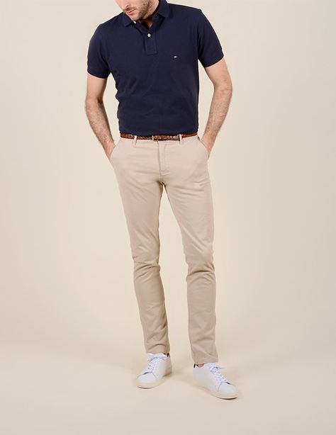 Office Casual Men, Khaki Shorts Outfit, Business Casual Men Work, Summer Work Outfits Office Casual, Summer Work Outfits Office, Khakis Outfit, Office Fits, Army Shorts, Tshirt Polo