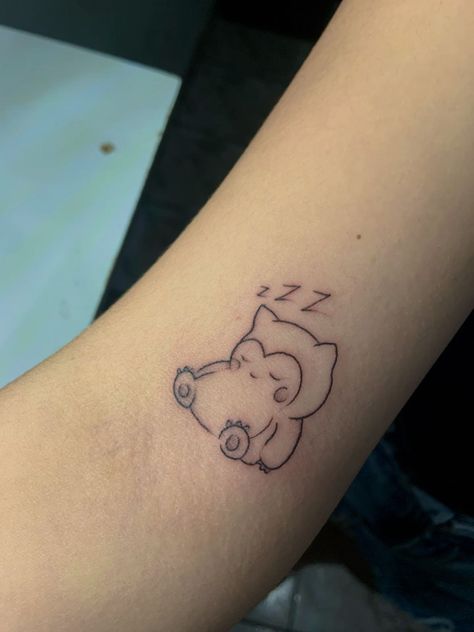 Cute Snorlax Tattoo, Pokemon Tiny Tattoo, Cute Small Pokemon Tattoo, Small Snorlax Tattoo, Small Geek Tattoos, Dainty Pokemon Tattoo, Small Nerd Tattoos, Snorlax Tattoo Ideas, Cool Pokemon Tattoos