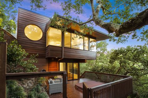 Photo 8 of 10 in A Wood-Clad Bay Area Home With Tree House Vibes Asks $3.6M - Dwell Clad Home, Home Cocktail Bar, House Vibes, Beautiful Home Designs, Prefab Homes, Modern Homes, Bay Area, Architecture Details, Contemporary House