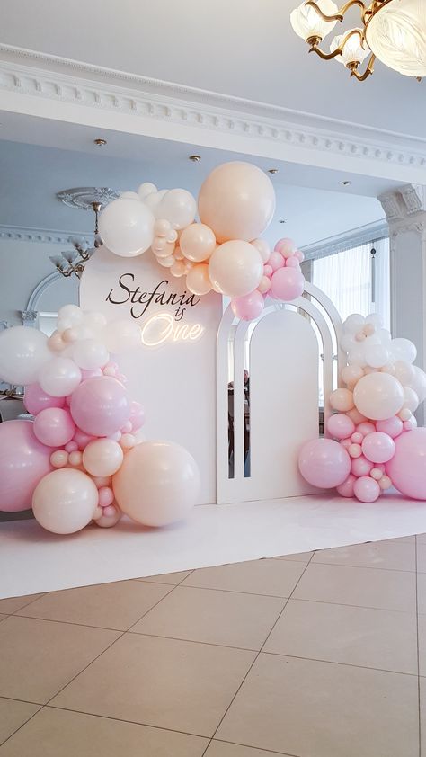 Simple Birthday Decoration, Birthday Decoration Ideas At Home, Birthday Party Decoration Ideas, Birthday Decoration Ideas, Party Balloons Diy, Decoration Buffet, Princess Birthday Party Decorations, Party Decoration Ideas, Bridal Shower Balloons