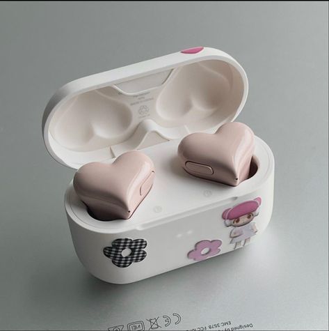 Cute Wireless Earbuds, Kawaii Earbuds, Wireless Earbuds Aesthetic, Heart Earphones, Ear Phones Aesthetic, Heart Earbuds, Pink Earphones, Cute Earphones, Cute Earbuds